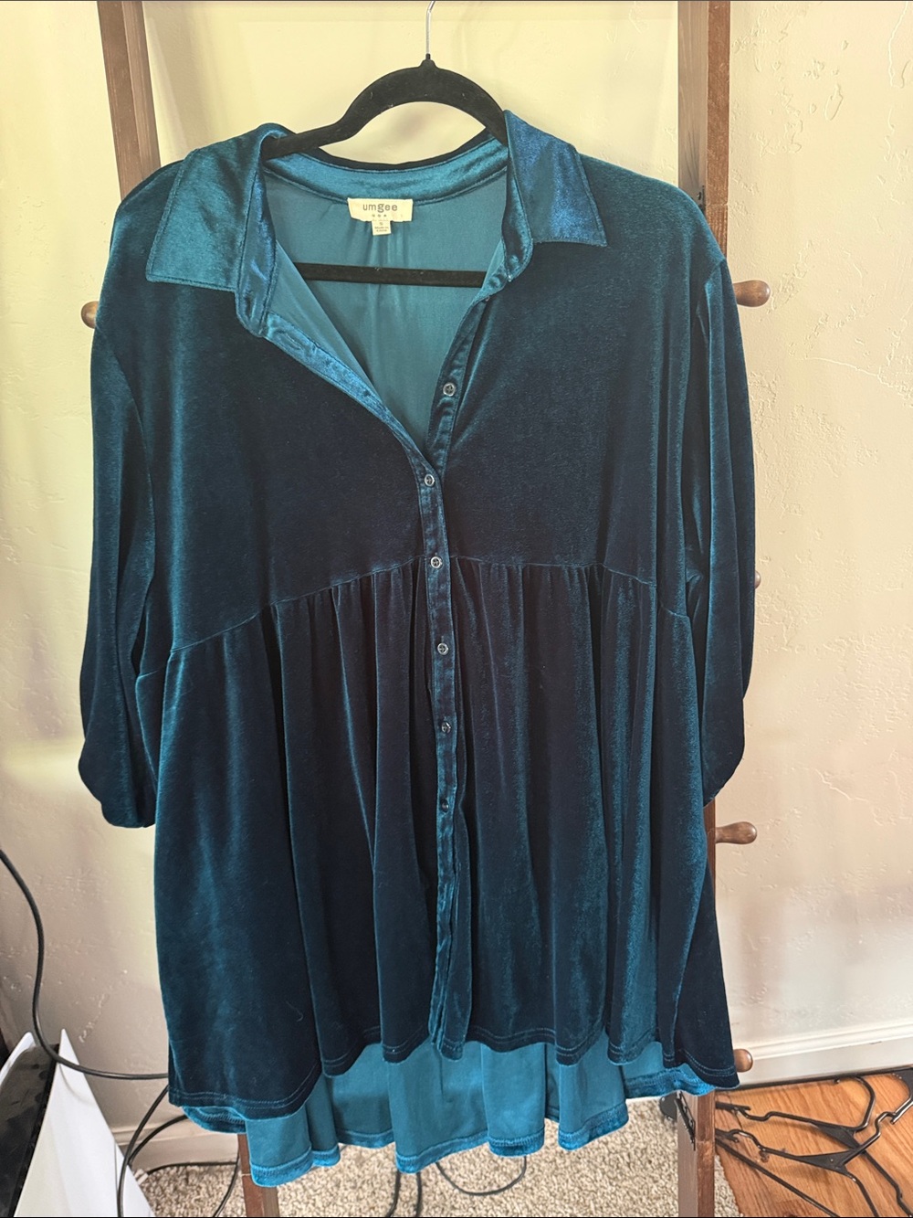 Umgee Teal Velvet Button-Down Tunic